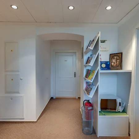 Marta & Guest house 3*