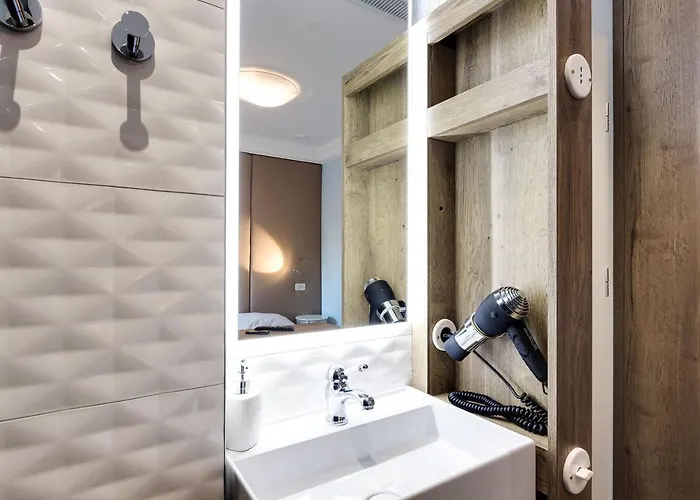 Marta & 3* Ljubljana